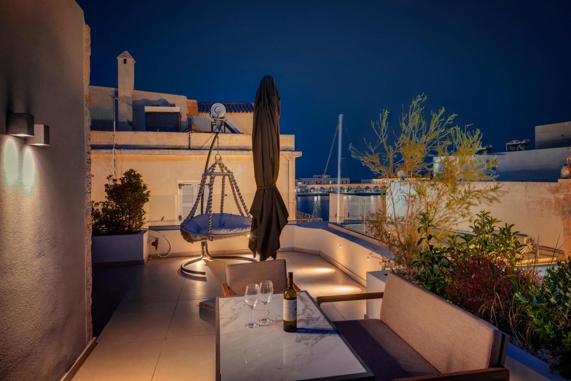 Ninemian Suites Syros Ermoupoli Esterno foto