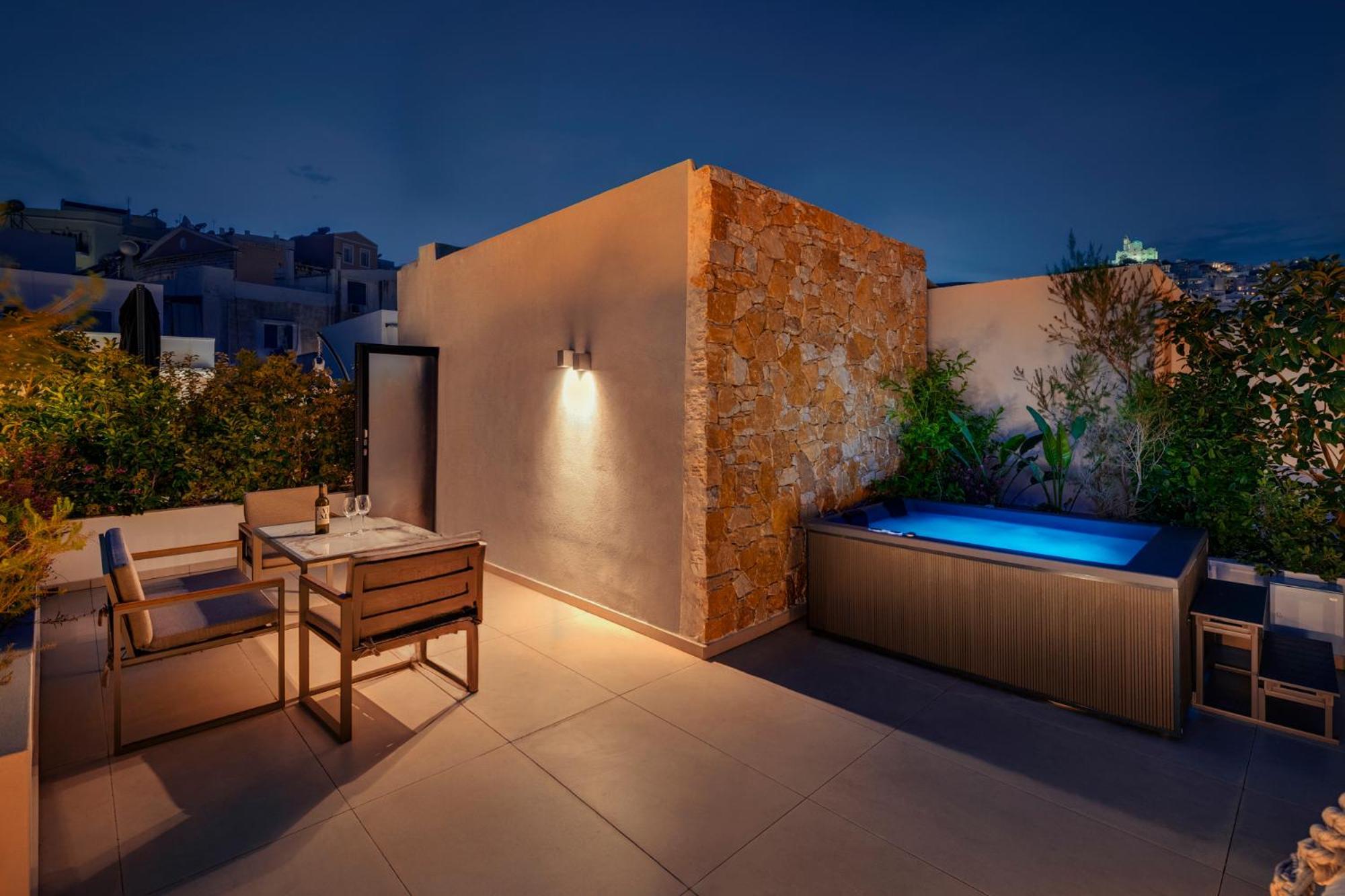 Ninemian Suites Syros Ermoupoli Esterno foto