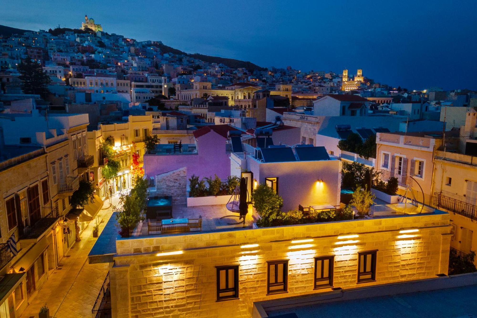 Ninemian Suites Syros Ermoupoli Esterno foto